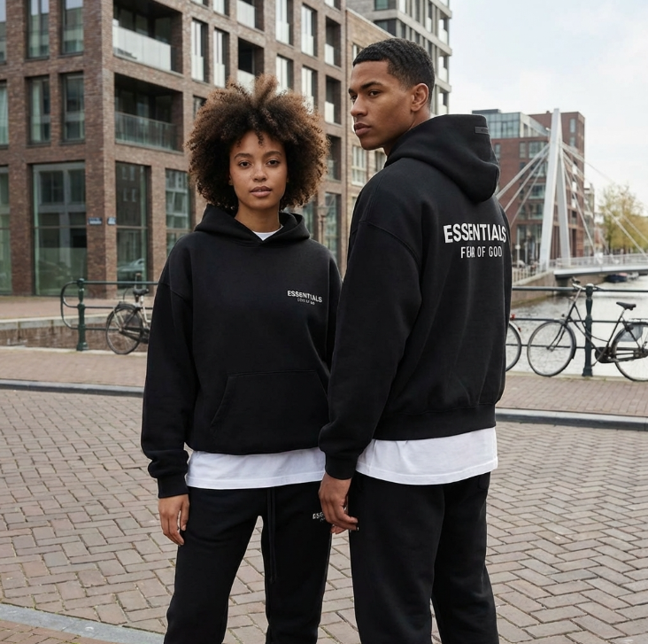 Essentials Black White Pak