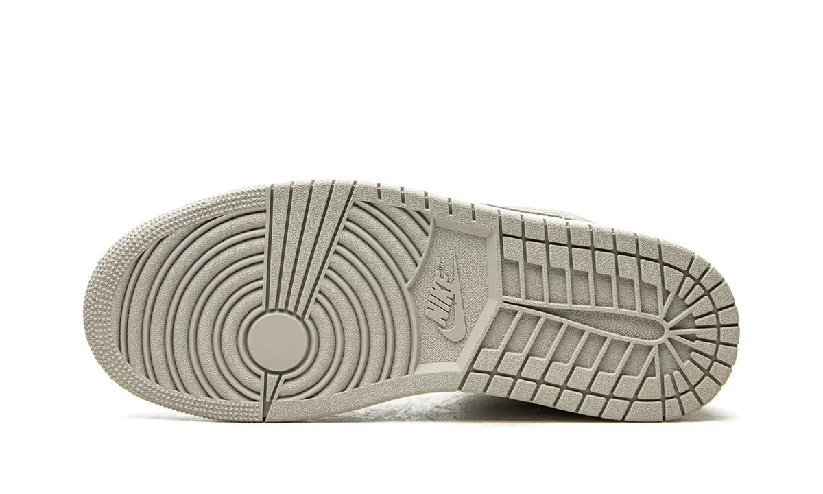 Jordan 1 Mid Linen-554724-082-schoenen JHypes