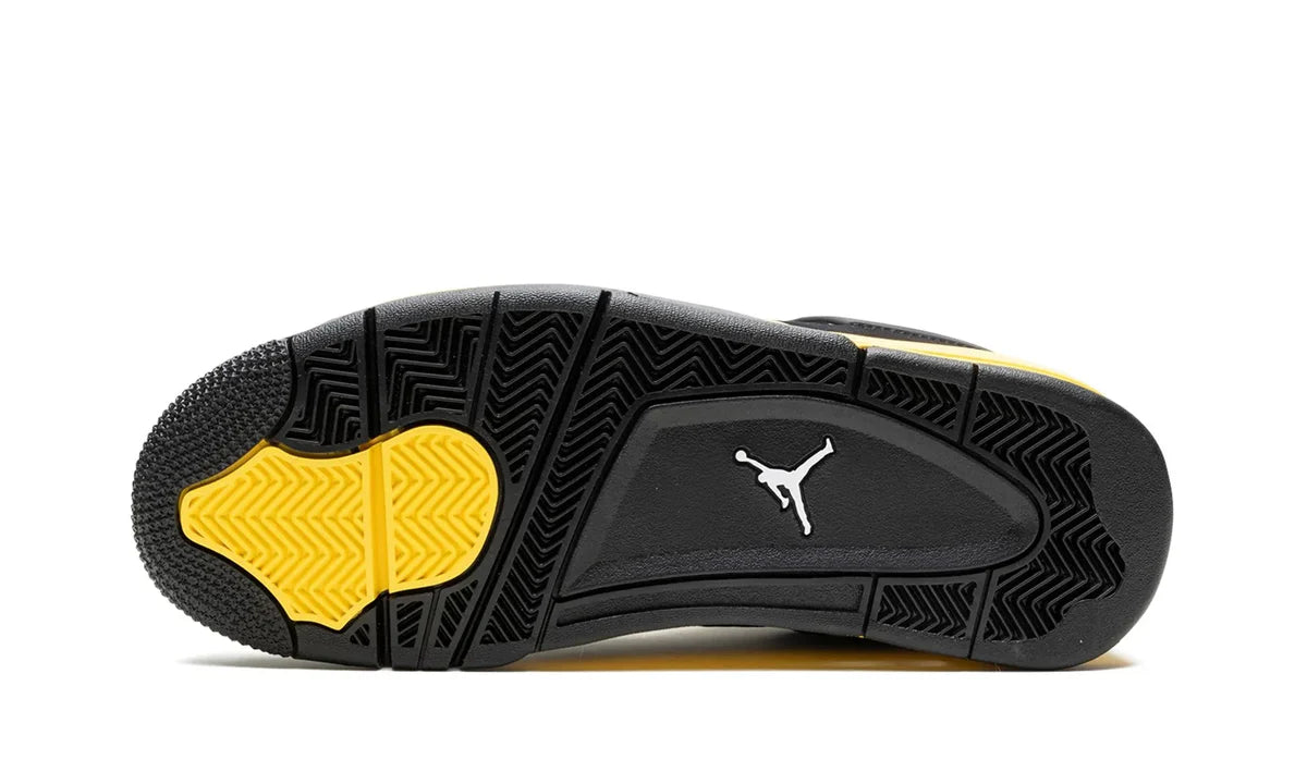 Jordan 4 Thunder 2023 -DH6927-017-schoenen JHypes