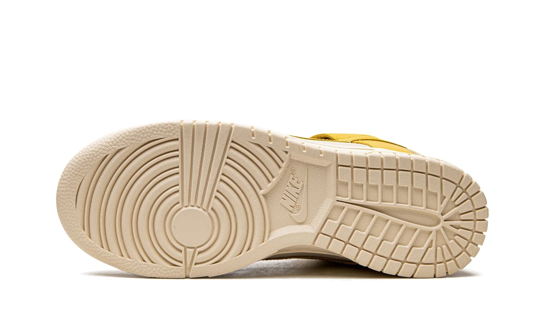 Nike Dunk Low LX Banana-DR5487-100-sneakers JHypes
