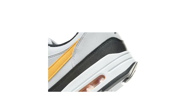Nike Air Max 1 Weiß University Gold